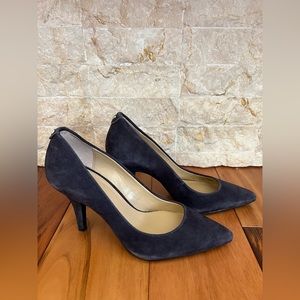 Michael Kors suede navy blue pumps size 5M